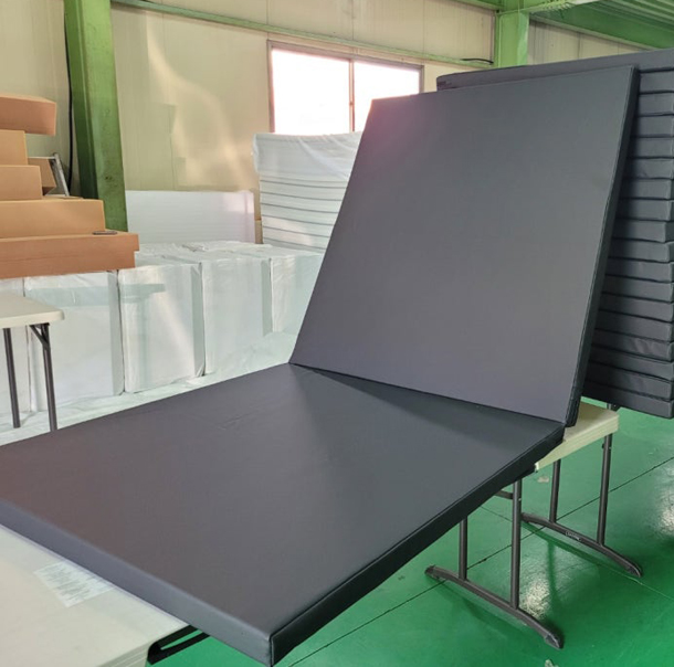 2단 접이식 헬스매트 스트레칭매트 (100x200x5cm) 고급블랙무광