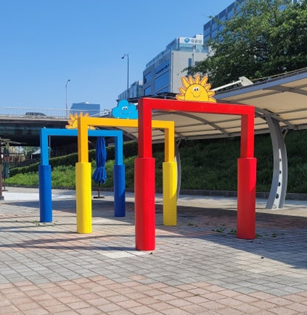 물놀이터 기둥보호대 놀이공원 기둥보호대