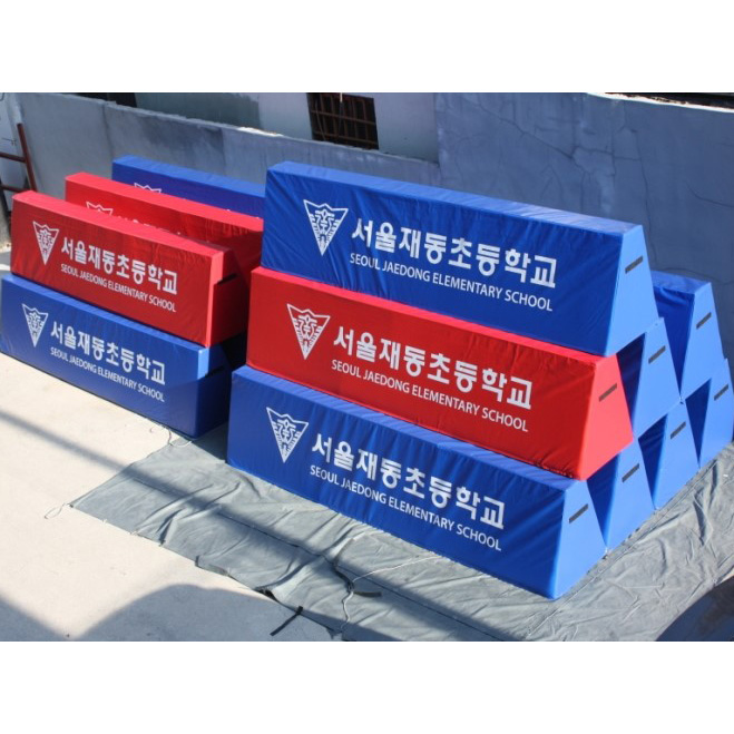 삼각휀스안전매트 A형벽보호대 700x200x600x3000mm